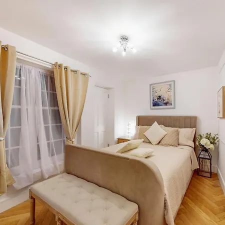 Park Lane Apartments Harrowby Street Лондон Экстерьер фото