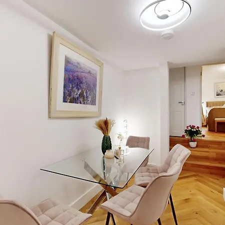 Park Lane Apartments Harrowby Street Лондон Экстерьер фото